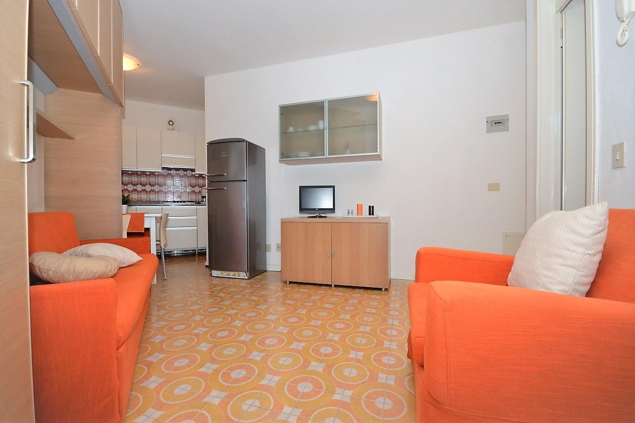 Residenza Rubin Apartment Lignano Sabbiadoro Bagian luar foto