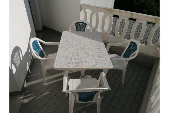 Residenza Rubin Apartment Lignano Sabbiadoro Bagian luar foto
